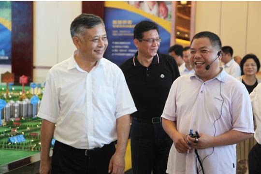 搶抓機(jī)遇，順應(yīng)發(fā)展 ——紅河小鎮(zhèn)迎來自治區(qū)考察活動(dòng)